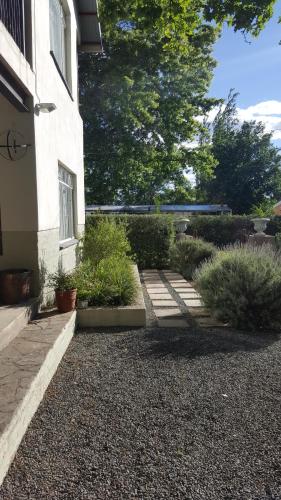 花園, Olive Manor Guest House in 中新堡