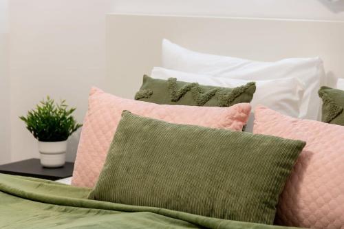 Balcony - New & Stylish Home - image 10