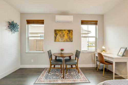 3 Mi to Golf & Shopping: Cozy Roseville Studio in Highland Reserve