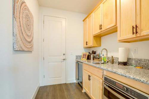 3 Mi to Golf & Shopping: Cozy Roseville Studio in Highland Reserve