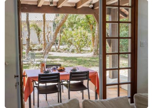Maison de Charme,Plage et Forêt, 6 personnes