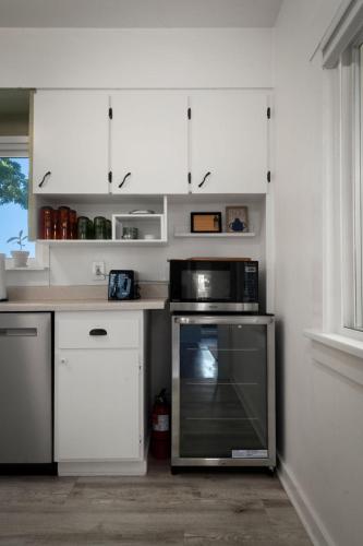 Yellow York House - image 4