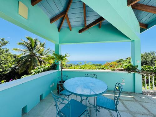 Balkons/terase, Caribbean Island Getaway , Villa in Montserrat in Woodlands