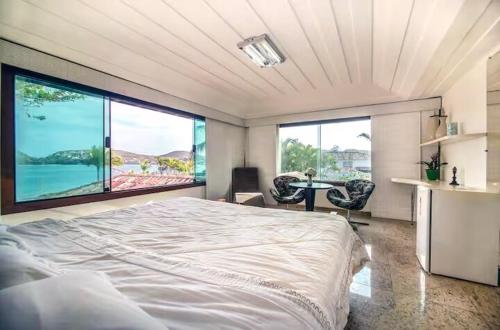 Casa Pé na Areia Ferradura, 5 Suítes (Casa Pe na Areia Ferradura, 5 Suites) in Plaja Ferradura