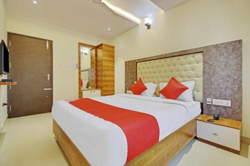 Hotel O With Inn – Bangalore, MN