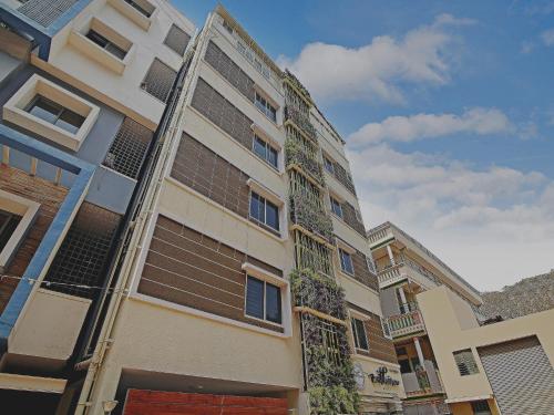 Hotel O With Inn – Bangalore, MN
