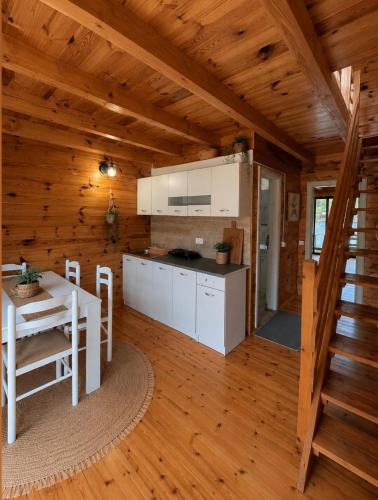 Sara Riverside Cottage - image 2