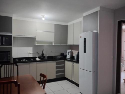 Apartamento confortável próximo ao aeroporto (Apartamento confortavel proximo ao aeroporto) in Sao Jose Dos Pinhais
