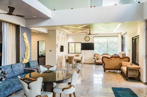 Royal Heritage Lonavla - 7BHK with Turf in Pale Pawan Ma