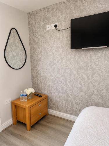 The RS Prime - Homestay Premium Private Rooms Near Train Station, Airport, NEC For Company, Contractor Stays - HS2, JLR Onsite Secure Parking, Birmingham (photo 5)