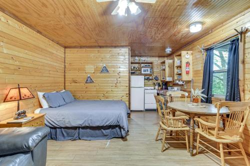 Rustic Davis Cabin Less Than half Mile to Turner Falls! in Davis, USA