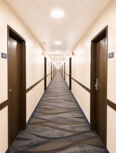 SureStay Plus Hotel by Best Western Vernal - image 9