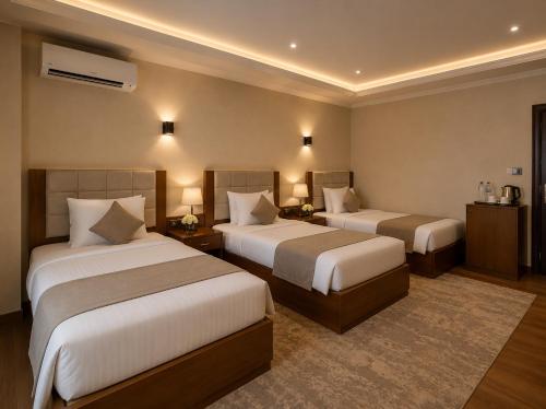 White Crown Pyramids Hotel - main image