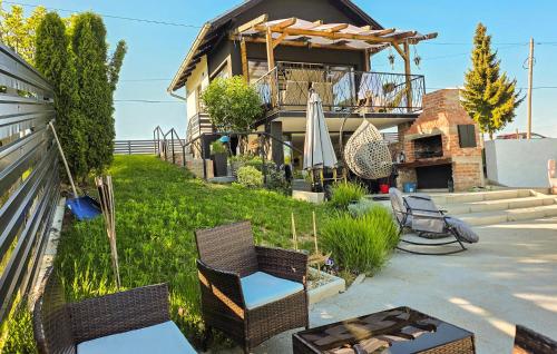 Viesnīcas āriene, Cozy Home In Bjelovar in Ždralovi