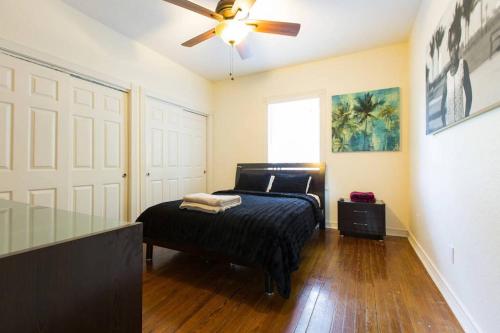 Tropical Garden Bungalow