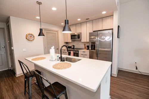 Uptown Furnished Apartments near BOA Stadium apts in Charlotte, USA