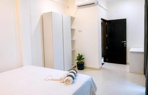 Ceylon Luxury Villa Mirissa With Private Pool - image 2
