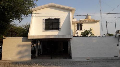Exterior view, RECAMARA INDEPENDIENTE con CAMA MATRIMONIAL AIRE ACONDICIONADO Y BANO EXCLUSIVO in Santa Rita 1
