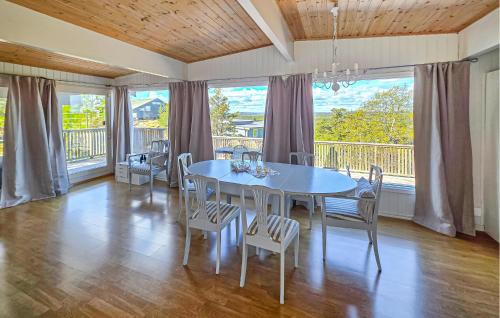 Cocina, Nice Home In Tjøme With Wifi in Tjome