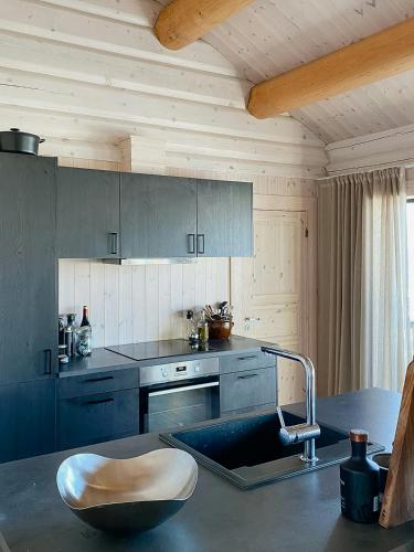 Hotelli välisilme, Bright And Modern Cabin, With Great Mountain View in Vagsli