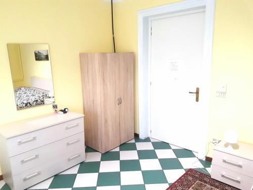 Deluxe Double Room image 5