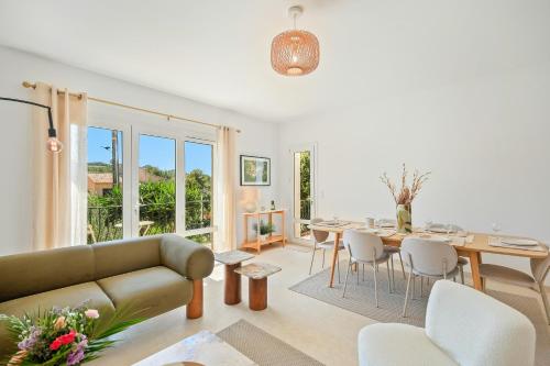Villa With Pool Near Porquerolles