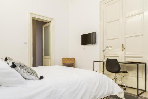 B&B 4 ELEMENTI CATANIA – Catania, CA
