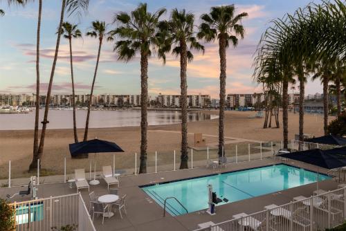 Jamaica Bay Inn Marina Del Rey Tapestry Collection by Hilton, Лос-Анджелес