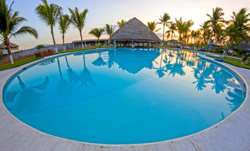 Swimming pool, Hotel Cafe del Sol in Guatemala City