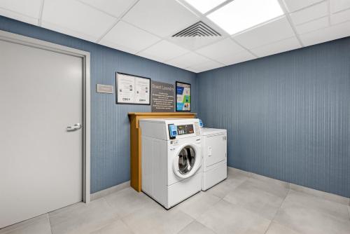 Homewood Suites Laredo at Mall Del Norte - image 24