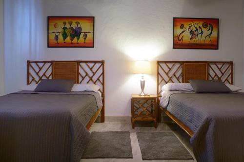 86810710 Parrot Cove Lodge