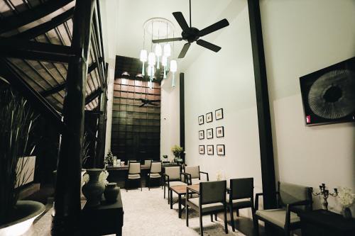 Exterior view, Fullrich Lanna Suite near Wat Umong