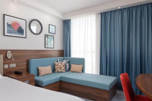 Hampton By Hilton London Stansted Airport - image 27