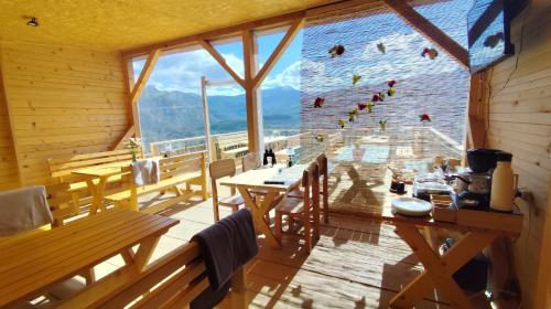 Sunčani Brijeg Eco Village (Suncani Brijeg Eco Village) in Plav