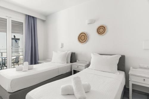 Polos Hotel Paros - image 19