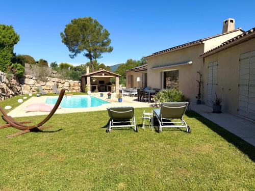 Jolie villa 3ch climatisée à proximité du village de Valbonne mecalineloc