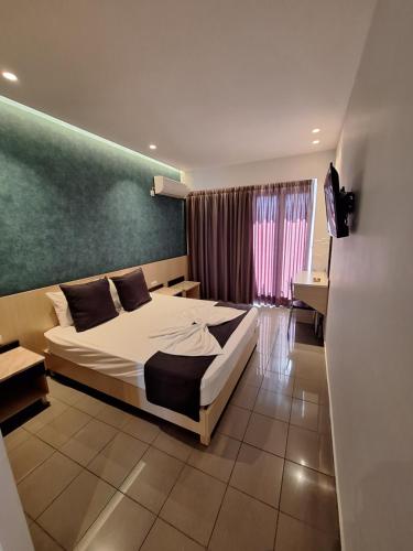 Paritsa Hotel in Kos Island