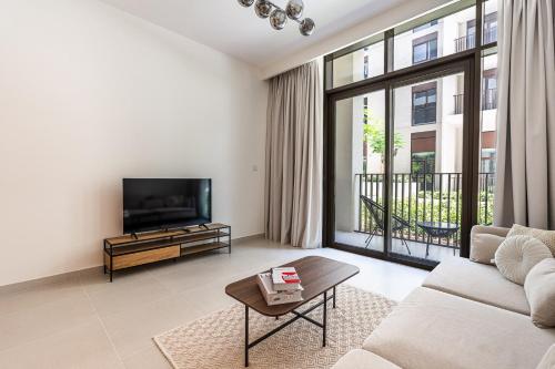 Cozy & Elegant 1BR at Creek Beach - image 8