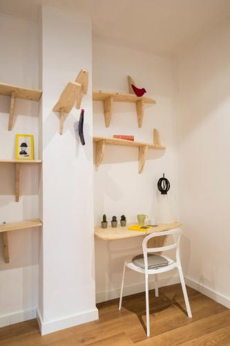 One-Bedroom Apartment image 10