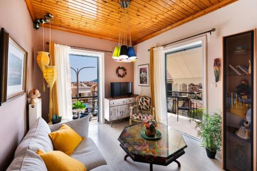 ZK apartments - Κάβαλλος