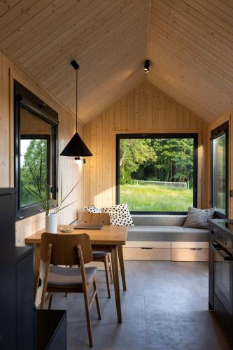 Mini Lake House - domek nad samym jeziorem in Пентіни