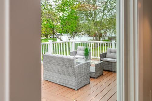 Létesítmények, Spacious 6BR Summer Retreat - Sunny Outdoor Space - Family-Friendly 35 in Randolph