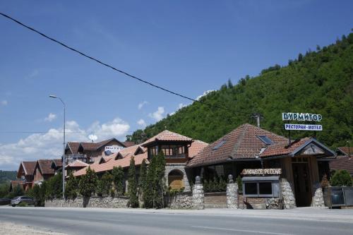 Motel Restoran DURMITOR - Hôtel - Nikoljac