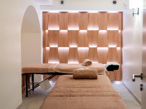 Hotel Le Six - image 30