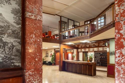 Фойє, Hotel La Pace in Піза