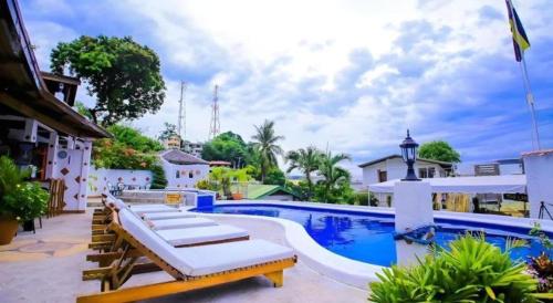 Steps Garden Resort in Puerto Galera