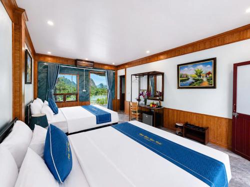 room detail thumbnail 0
