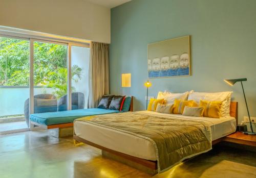 room detail thumbnail 0