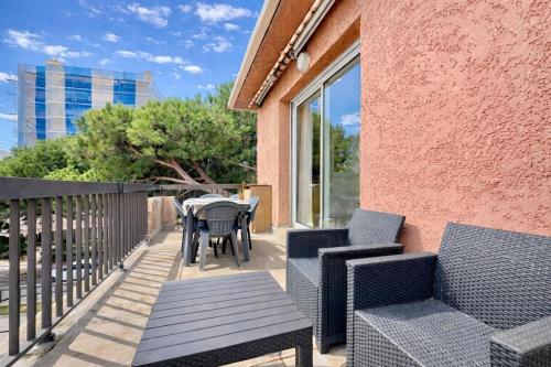 Appartement 1 chambre, balcon, proche des plages