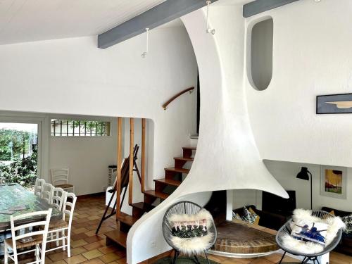 Big House in Seignosse, pool, get to beach on foot